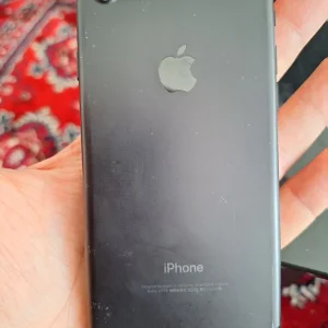 Apple iPhone 7 - Image 3