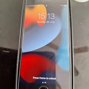 Apple iPhone 7