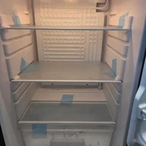 Igenix undercounter fridge - Image 2