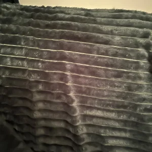 Emerald green throws - Image 2