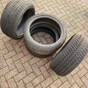 4 x Continental Winter Tyres 225/40 18 - Image 2