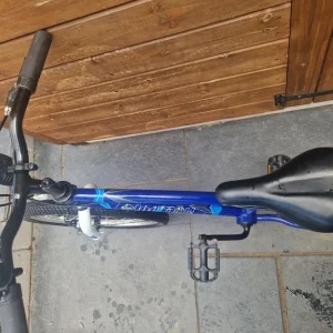 like new apollo switch bike 20 inch wheels - Image 5
