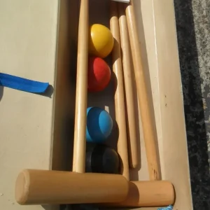 Wooden Croquet Set with 4 Balls, 4 Mallets, 6 Hoops and Instructions - Image 2