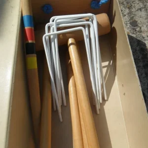 Wooden Croquet Set with 4 Balls, 4 Mallets, 6 Hoops and Instructions - Image 4