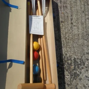 Wooden Croquet Set with 4 Balls, 4 Mallets, 6 Hoops and Instructions - Image 6