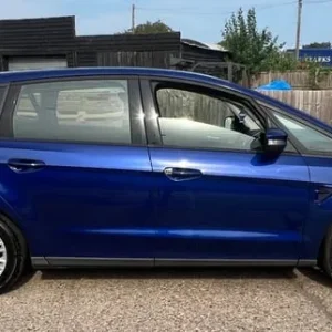 2017 Ford S-Max 2.0 TDCi Zetec 5-door MPV Diesel Manual - Image 4