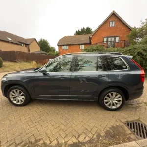 2019 XC90 SUV, 5-door, diesel, semi-auto, 1969cc, sunroof - Image 7