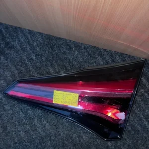 Toyota RAV4 2016-2018 Rear Right Inner Tail Light Assembly