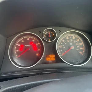 Vauxhall Zafira 2013 Manual MPV - Image 4