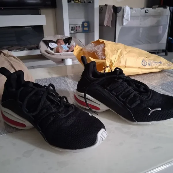 Puma Men's Axelion LS Black/White/Red Running Shoes Size 4-5