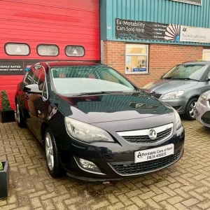 2010 Vauxhall Astra 1.6i VVT 16v SRi 5dr Automatic Hatchback - Image 2