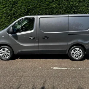 2019 Renault Traffic Sport 1.6 CDTI 120bhp SWB - Image 5