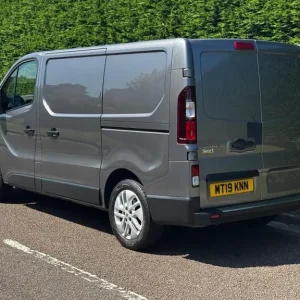 2019 Renault Traffic Sport 1.6 CDTI 120bhp SWB - Image 7