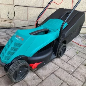 Bosch Rotak 35er Powerdrive Lawnmower - Image 2