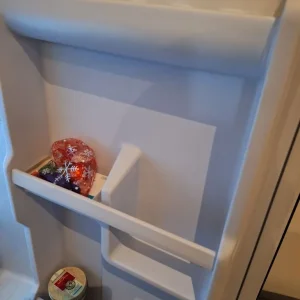 Fridge with small freezer compartment - Image 3