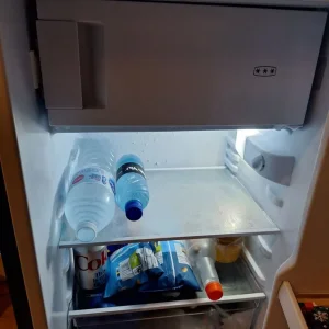 Fridge with small freezer compartment - Image 4