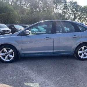 2008 Ford Focus 1.6 Zetec 5-door Hatchback Manual - Image 4