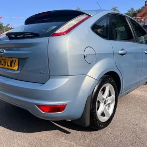 2008 Ford Focus 1.6 Zetec 5-door Hatchback Manual - Image 7