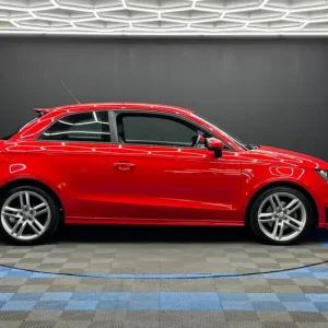 2012 Audi A1 1.4 TFSI S Line Euro 5 3-door Hatchback - Image 4