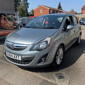 2014 Vauxhall Corsa 1.2 SE 5-door hatchback petrol manual - Image 2