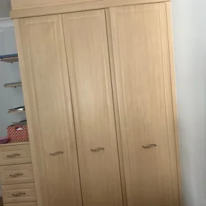 Fitted wardrobe - Image 2