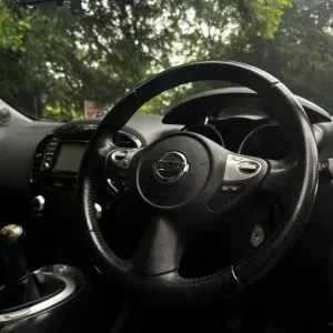 Nissan Juke 2014 Hatchback Manual 1598cc 5-door - Image 8