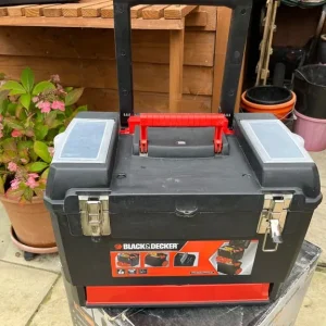 Black and Decker wheeled toolbox - Image 4