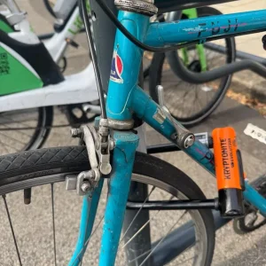 Fuji Turquoise multispeed bicycle - Image 2