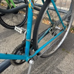 Fuji Turquoise multispeed bicycle - Image 3