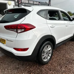 2016 Hyundai Tucson 1.6 GDi Blue Drive SE Nav 5dr 2WD Petrol - Image 4