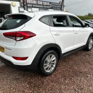 2016 Hyundai Tucson 1.6 GDi Blue Drive SE Nav 5dr 2WD Petrol - Image 5