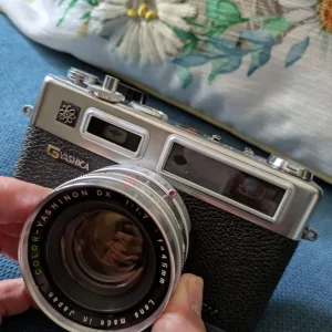Yashica Electro 35 GSN rangefinder camera - Image 2