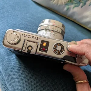 Yashica Electro 35 GSN rangefinder camera - Image 6