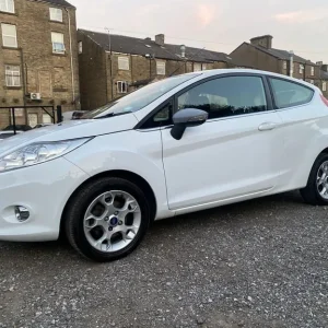 2012 Ford Fiesta 1.25 Zetec 3dr Hatchback Petrol Manual - Image 4