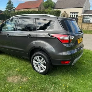 2018 Ford Kuga 1.5 EcoBoost Zetec 5-door hatchback manual - Image 4