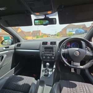 2008 Volkswagen Golf GTI Pirelli Edition 2.0TFSI DSG 3 Door - Image 6