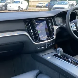 2023 Volvo V60 2.0 B3P Plus Dark 5dr Auto Estate - Image 4