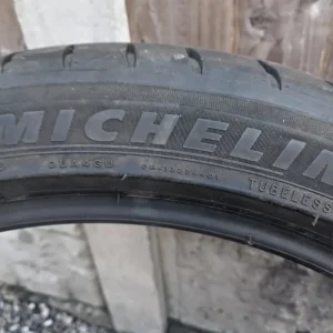 2 x Michelin Pilot tyres 225/45/19 - Image 2