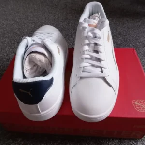 Mens Puma Trainers size 10 - Image 2