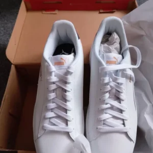 Mens Puma Trainers size 10