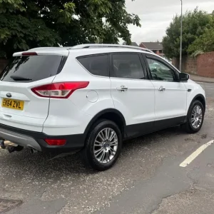 2014 Ford Kuga 2.0 TDCi Titanium 5-door hatchback diesel manual - Image 3