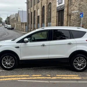 2014 Ford Kuga 2.0 TDCi Titanium 5-door hatchback diesel manual - Image 7