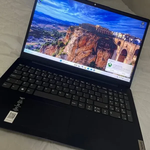 Lenovo Ideapad laptop with i5 and 8GB RAM