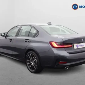 2020 BMW 3 Series 330e Sport Pro 4-door Hybrid - Image 5