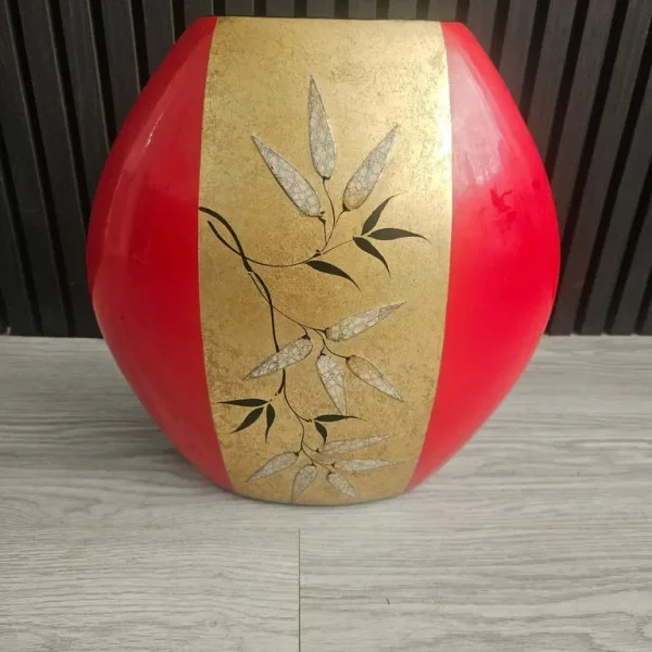Oriental vase