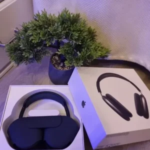 Apple AirPods Max Headphones USB-C Midnight - 2025