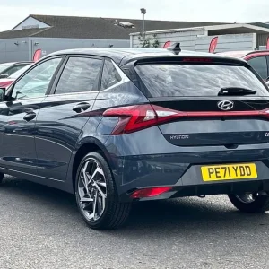 2021 Hyundai i20 1.0 T-GDi MHEV Premium Hatchback - Image 3