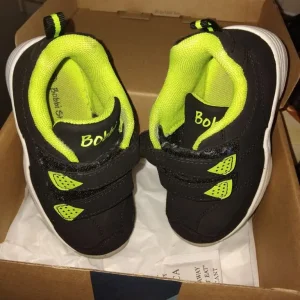 Bobby shoes size 23
