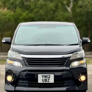 2012 Toyota Vellfire 2.4L Petrol MPV with 8 Seats and Quad Exhaust - Image 2