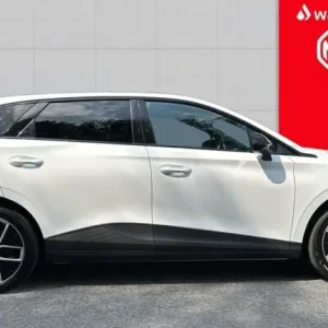 2023 MG4 Trophy EV Long Range 64kWh 5-door electric hatchback - Image 4